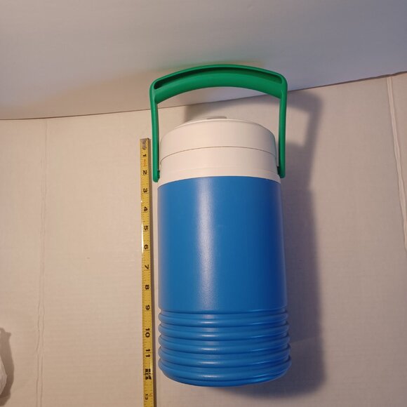 IGLOO Classics Half Gallon Water Jug Cooler Blue Green Handle - Picture 9 of 10